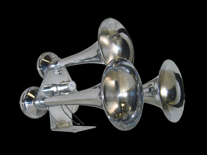 Compact Extra Loud 3 Bell Chrome Train Horn, (130-135 Decibels)
