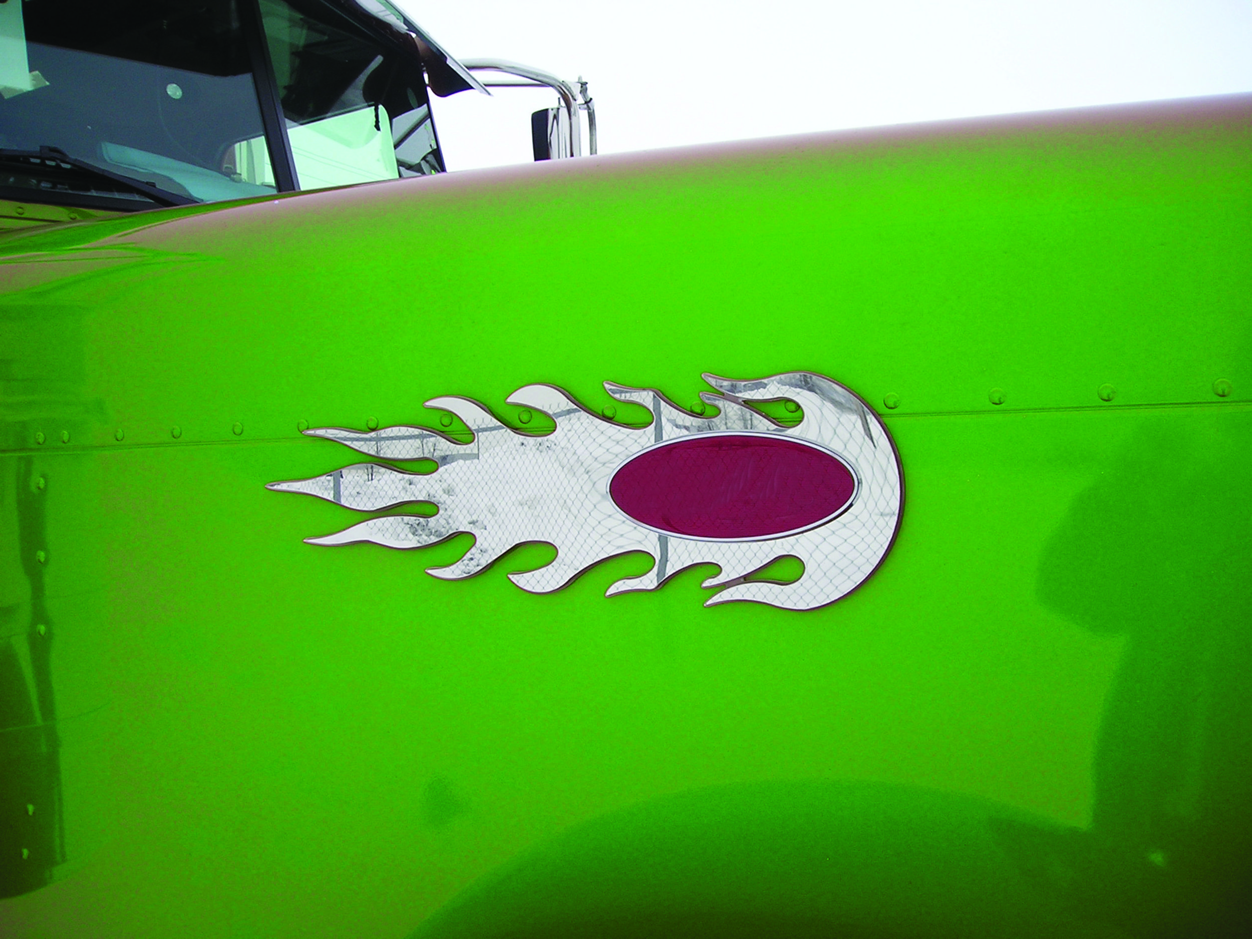 Peterbilt, Universal, Hood Emlem Accent, Flame Accent