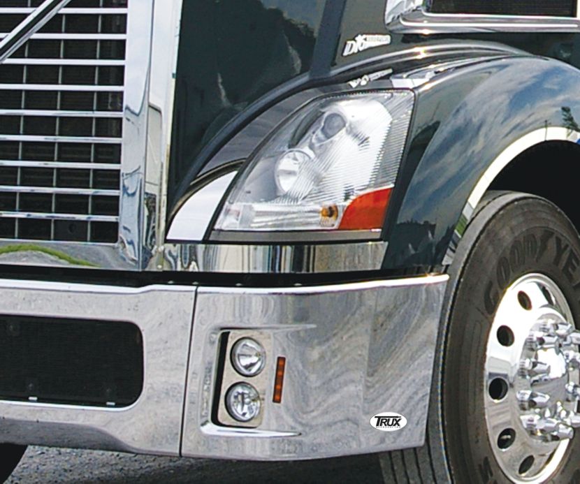 Volvo, VT800, 830, 880 Inner Fender Guard Trim, (2003+)
