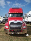 Mack, Vision & Pinnacle Bug & Side Grill Deflector
