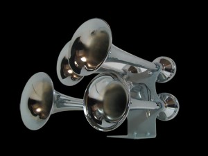 Compact Extra Loud 4 Bell Chrome Train Horn, (140-145 Decibels)