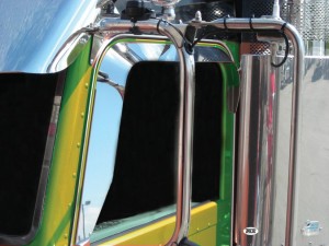 Peterbilt, 379 Window Shade, Convex Mirror Cutout on Passenger Side, (2005+)