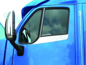 Peterbilt, 587 Door Window Accent